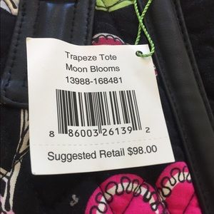 NWT Vera Bradley Trapeze Tote Moon Blooms print